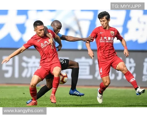 足球纪实:记录上海足球队的突破历程